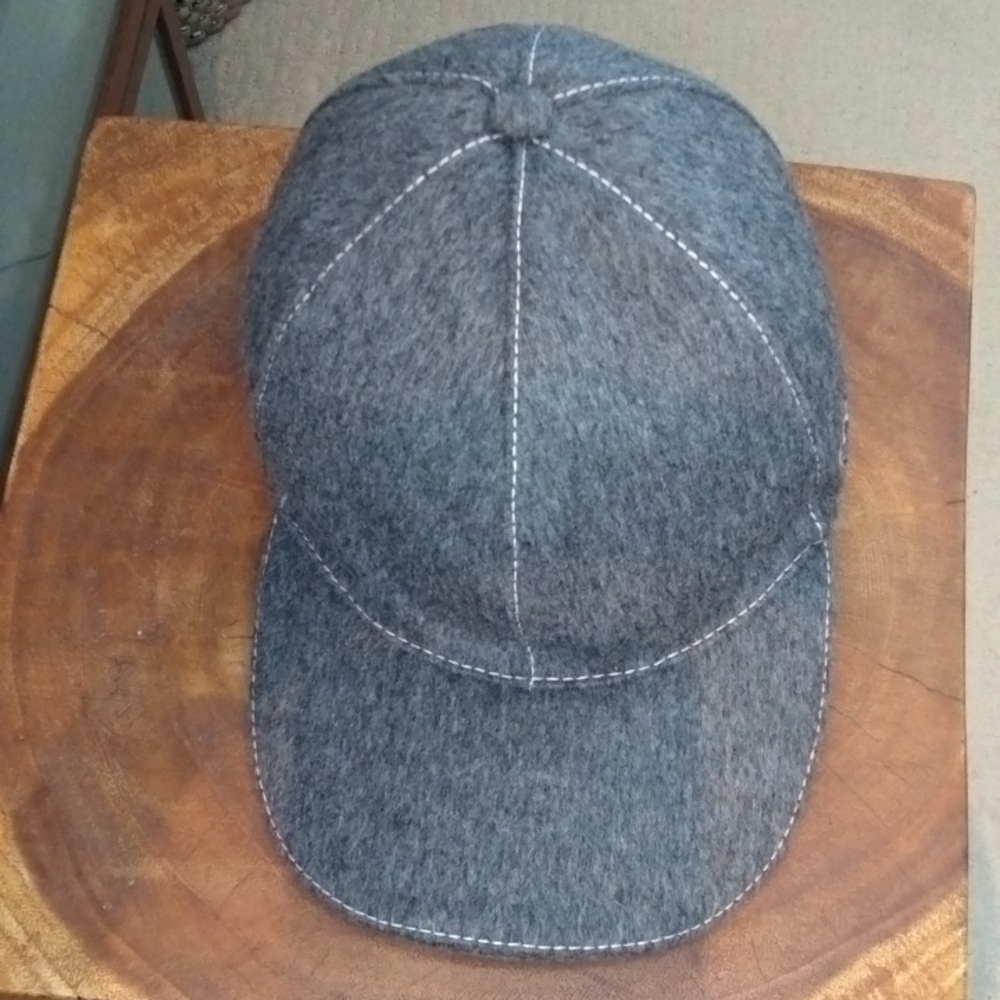 Gucci Wool Baseball Cap Authentic - image 4
